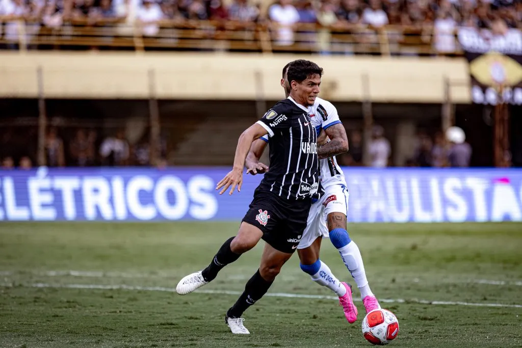 Caetano durante partida contra o Água Santa no Campeonato Paulista 2024. Foto: Leonardo Lima/AGIF