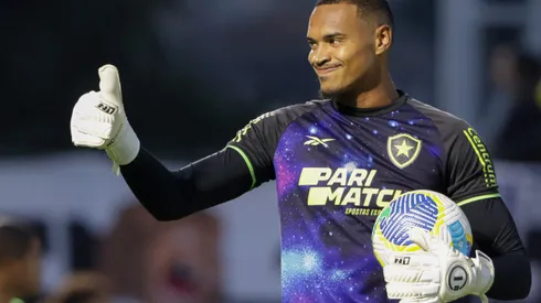 John durante confronto contra o Bragantino no Brasileirão 2024.