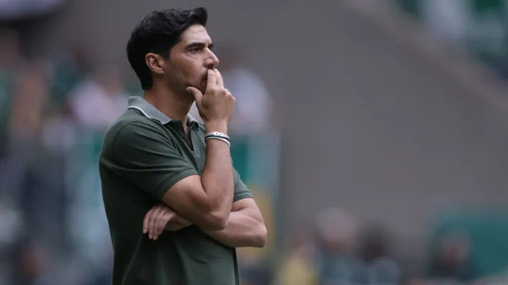 Athletico já conversa com auxiliar de Abel Ferreira (foto) para 2025.