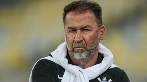 Augusto Melo, presidente do Corinthians, durante partida contra o Flamengo pela Copa Betano do Brasil de 2024.