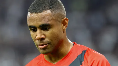 SP - SAO PAULO - 17/10/2024 - BRASILEIRO A 2024, CORINTHIANS X ATHLETICO-PR - Erick do Athletico-PR lamenta durante partida contra o Corinthians no estadio Arena Corinthians pelo campeonato Brasileiro A 2024. Foto: Joisel Amaral/AGIF