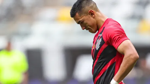 Cuello durante confronto contra o Atlético-MG no Brasileirão 2024.