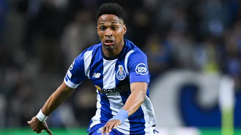 Wendell atuando pelo Porto em partida contra o Arsenal (Photo by David Ramos/Getty Images)