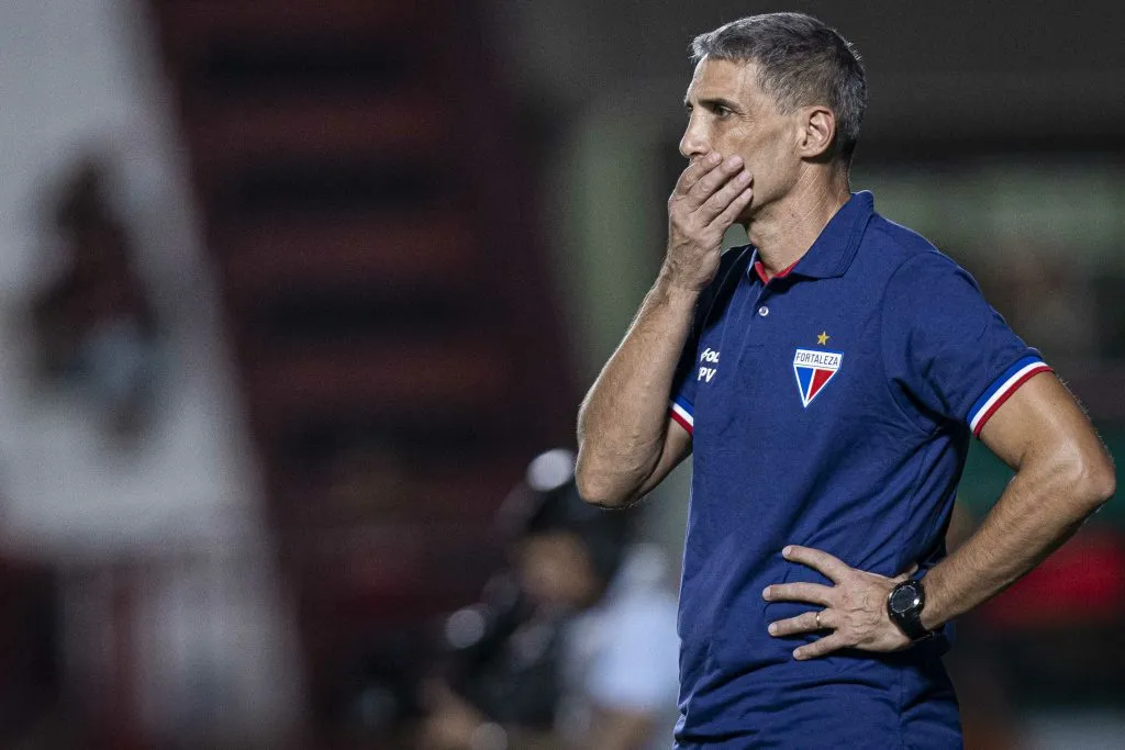 Vojvoda durante partida contra o Atletico-GO no Campeonato Brasileiro A 2024. Foto: Heber Gomes/AGIF