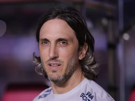 São Paulo prepara proposta a 'camisa 10' argentino pedido por Zubeldía