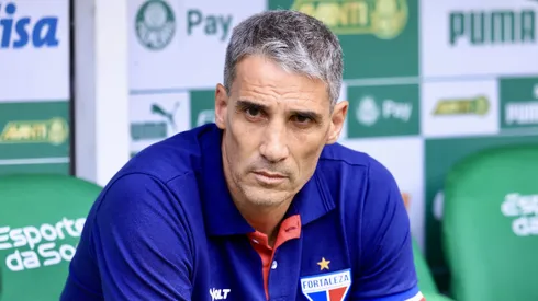 Vojvoda, técnico do Fortaleza, durante partida contra o Palmeiras, pelo Brasileirão Betano.