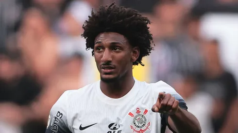 Talles Magno é prioridade no Corinthians.