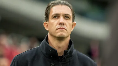 Mauricio Barbieri tecnico do Bragantino durante partida contra o Athletico-PR no estadio Arena da Baixada pelo campeonato Brasileiro A 2022.