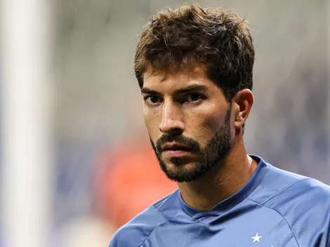 Lucas Silva recebe oferta dos EUA e responde 'na lata'