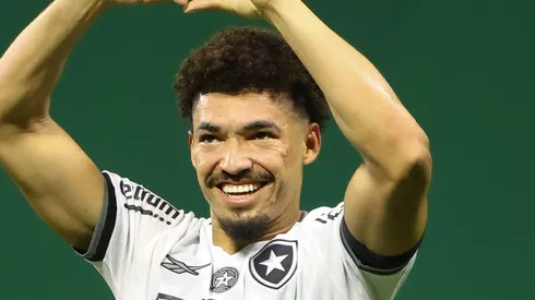 Adryelson deixará o Botafogo.