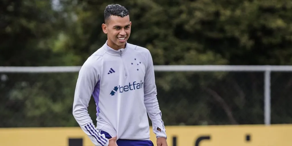 Fernando Henrique treinando no Cruzeiro – Foto: Reprodução/Gustavo Aleixo / Cruzeiro)