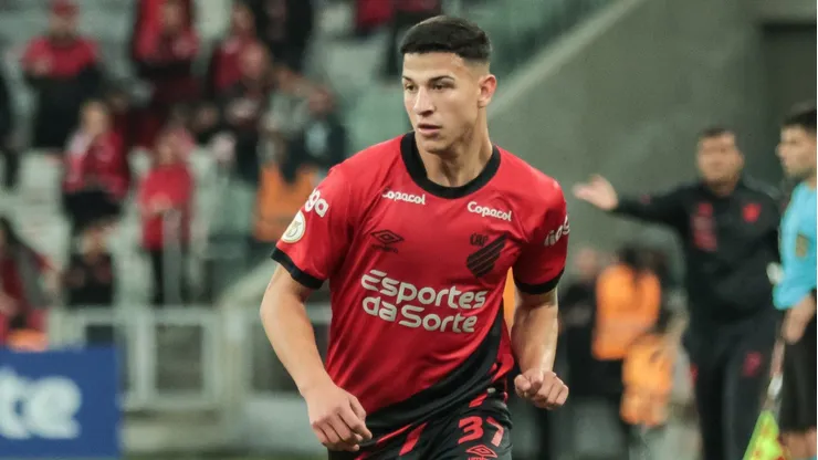 Lucas Esquivel, jogador do Athlético-PR