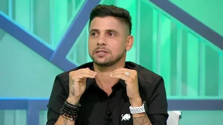 Cicinho, ex-jogador do São Paulo. Divulgação / SBT