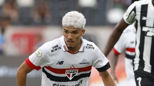William recebeu oportunidades no São Paulo em 2024 – Foto: Rubens Chiri / saopaulofc