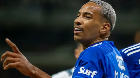 Matheus Pereira jogador do Cruzeiro durante partida contra o Gremio no estadio Mineirao pelo campeonato Brasileiro A 2024.