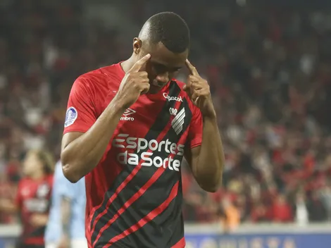 Athletico-PR tenta reserva do Corinthians e pode envolver Erick na negociação