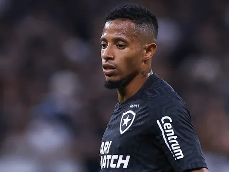 Vasco fica a detalhe de acerto com Tchê Tchê e mira +3 contratações