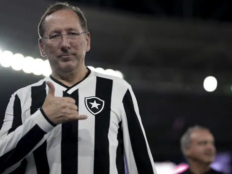 Textor 'vacila' e Botafogo pode ver zagueiro fechar com Palmeiras