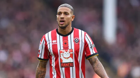 Vinicius Souza atuando pelo Sheffield United (Photo by Ed Sykes/Getty Images)
