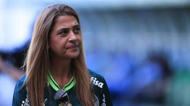 Leila Pereira, presidente do Palmeiras, antes de partida contra o Botafogo (Foto: Ettore Chiereguini/AGIF)