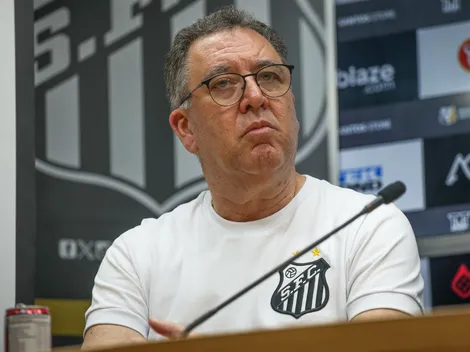 Marcelo Teixeira, presidente do Santos, cobra o Botafogo por John