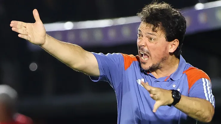 Fernando Diniz, técnico do Cruzeiro, durante partida contra o RB Bragantino pelo Brasileirão Betano.