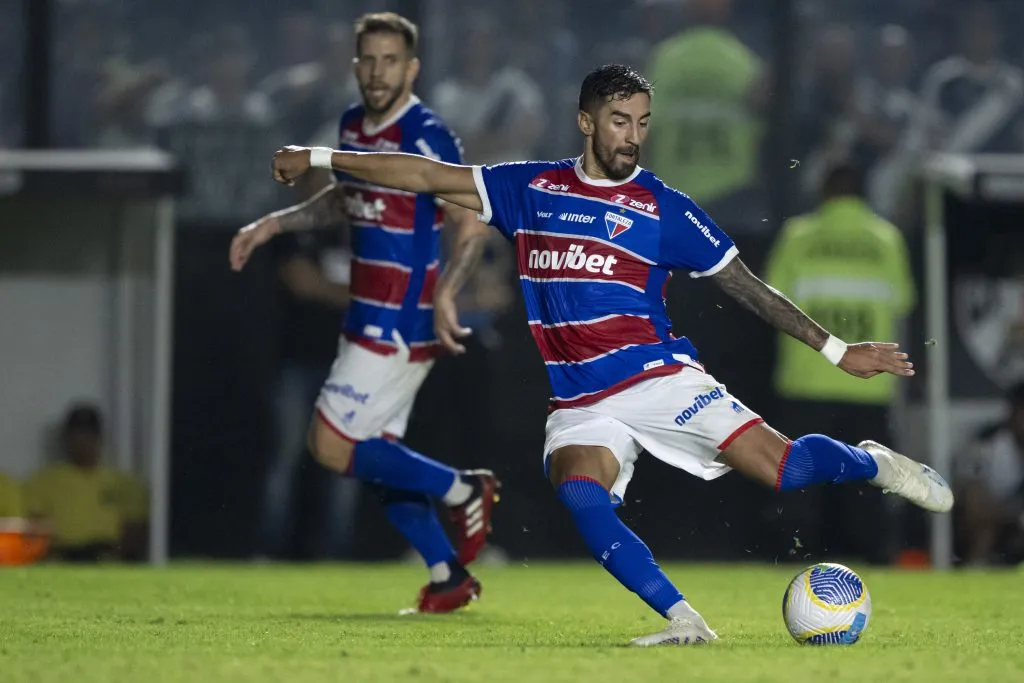 Lucero jogador do Fortaleza durante partida contra o Vasco em São Januário pelo campeonato Brasileiro A 2024. Foto: Jorge Rodrigues/AGIF
