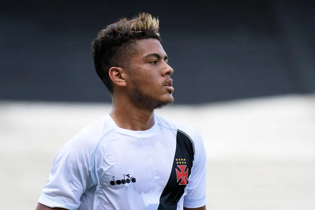 RJ – Rio de Janeiro – 21/01/2018 – Carioca 2018, Vasco x Nova Iguacu – Evander jogador do Vasco comemora seu gol durante partida contra o Nova Iguacu no estadio Sao Januario pelo campeonato Carioca 2018. Foto: Thiago Ribeiro/AGIF