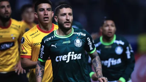 Zé Rafael, jogador do Palmeiras, durante partida contra o Barcelona de Guayaquil (Foto: Ettore Chiereguini/AGIF)