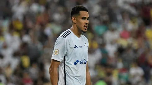 Lucas Oliveira atuando no Cruzeiro em 2023