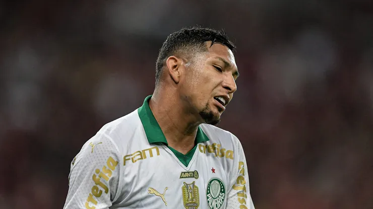 Rony jogador do Palmeiras durante partida contra o Flamengo no estadio Maracana pelo campeonato Brasileiro A 2024.