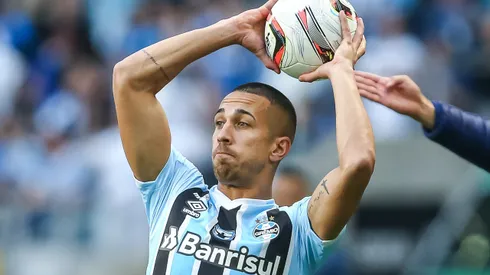 Nicolas jogador do Gremio durante partida contra o Cruzeiro no estadio Arena do Gremio pelo campeonato Brasileiro B 2022.