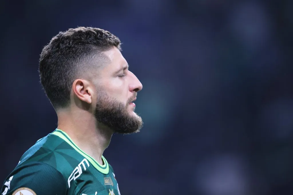 SP – SAO PAULO – 14/08/2023 – BRASILEIRO A 2023, PALMEIRAS X CRUZEIRO – Ze Rafael jogador do Palmeiras durante partida contra o Cruzeiro no estadio Arena Allianz Parque pelo campeonato Brasileiro A 2023. Foto: Ettore Chiereguini/AGIF