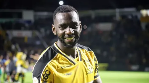 Além de Bolasie, Cruzeiro quer anunciar +4 reforços