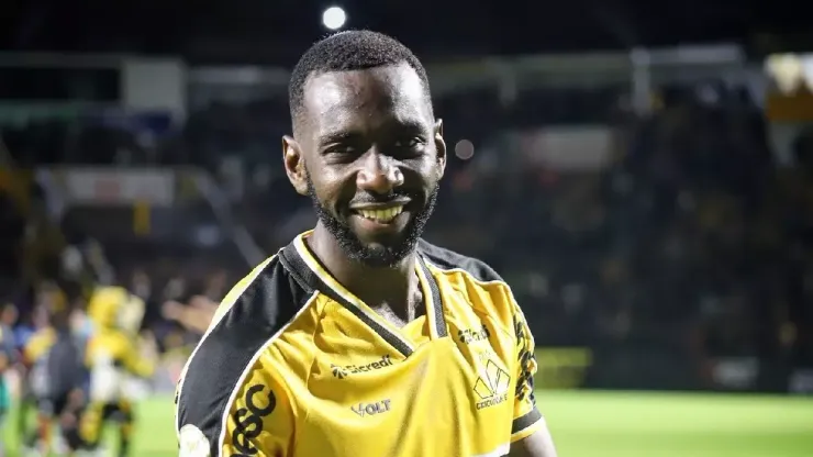 Além de Bolasie, Cruzeiro quer anunciar +4 reforços