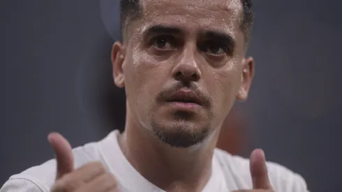 Fagner durante confronto contra o Juventude na Copa do Brasil 2024.
