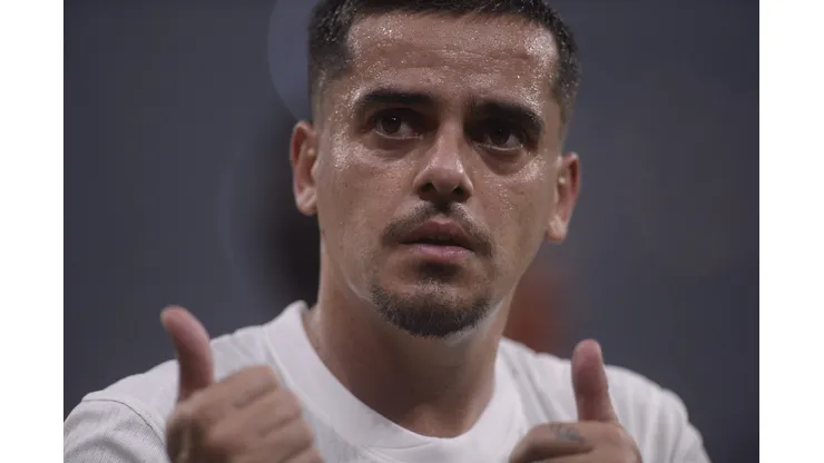 Fagner durante confronto contra o Juventude na Copa do Brasil 2024.