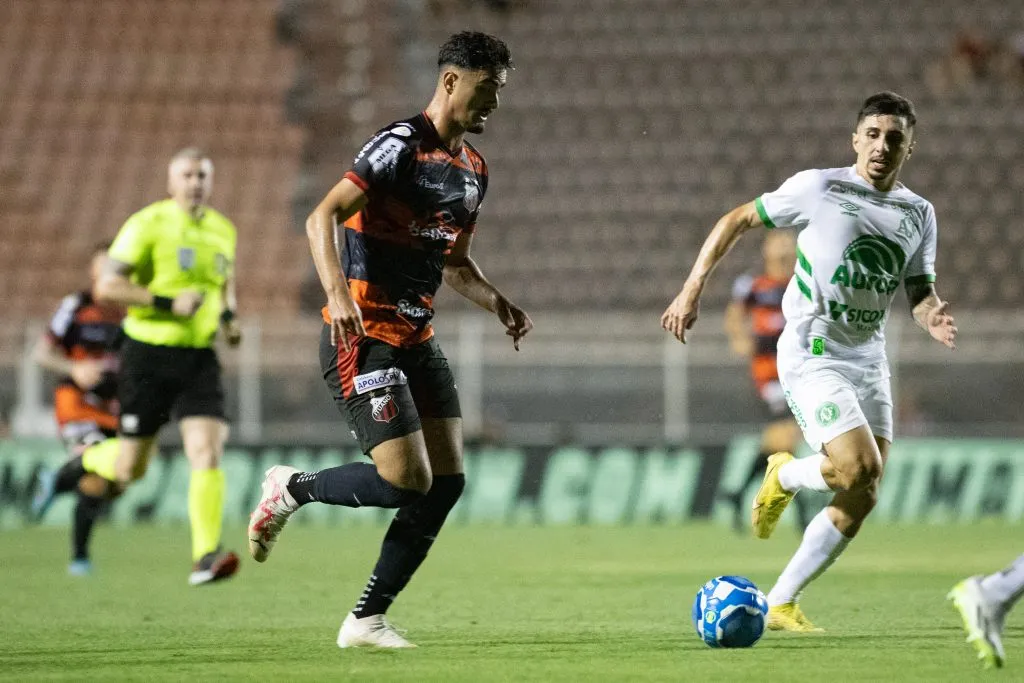 SP – ITU – 17/11/2023 – BRASILEIRO B 2023, ITUANO X CHAPECOENSE – Matheus Cadorini jogador do Ituano durante partida contra o Chapecoense no estadio Novelli Junior pelo campeonato Brasileiro B 2023. Foto: Fabio Moreira Pinto/AGIF