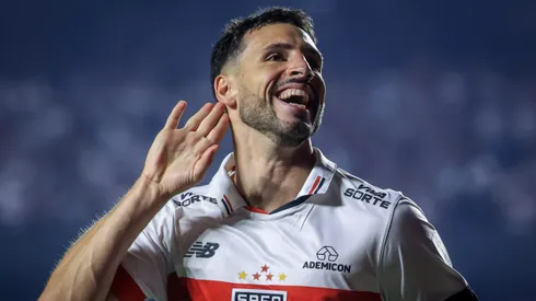 Calleri, jogador do São Paulo, durante partida contra o Nacional (URU), pela Copa Libertadores de 2024.