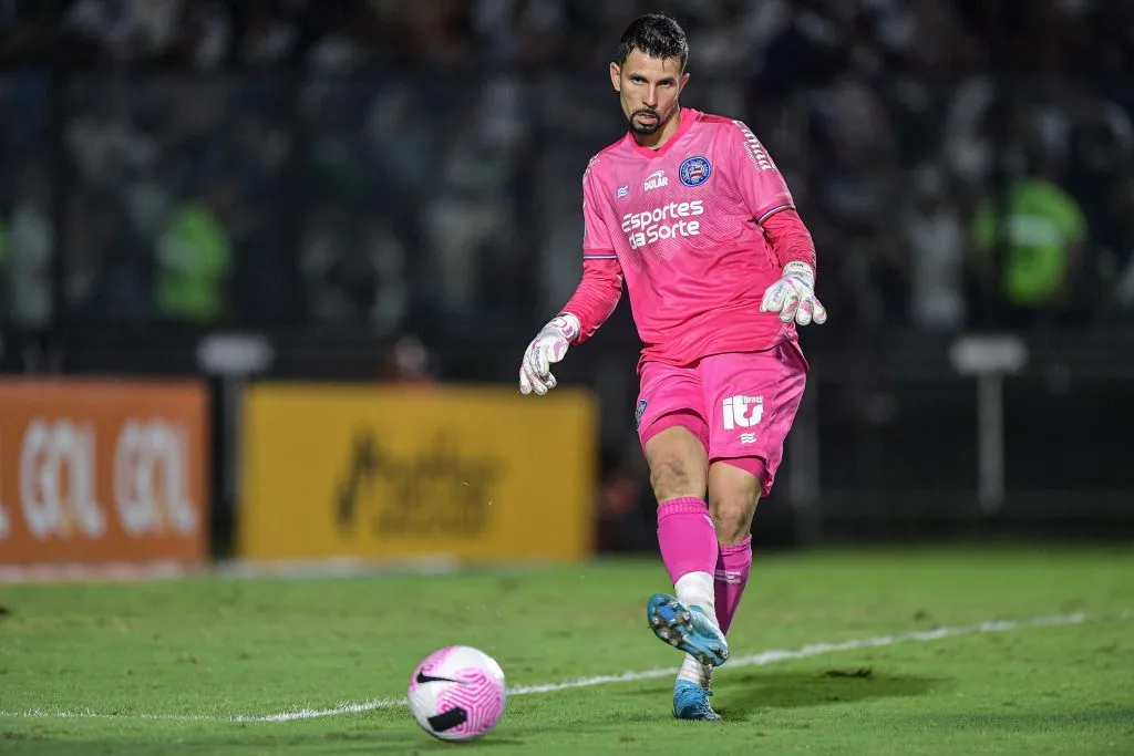 Marcos Felipe goleiro do Bahia durante partida contra o Vasco em São Januário pelo campeonato Brasileiro A 2024. Foto: Thiago Ribeiro/AGIF