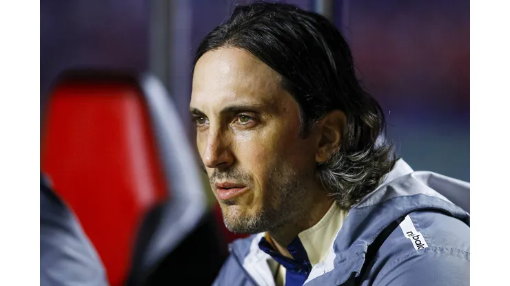 Luis Zubeldia técnico do São Paulo durante partida contra o Athletico-PR no estadio Morumbi pelo campeonato Brasileiro A 2024.