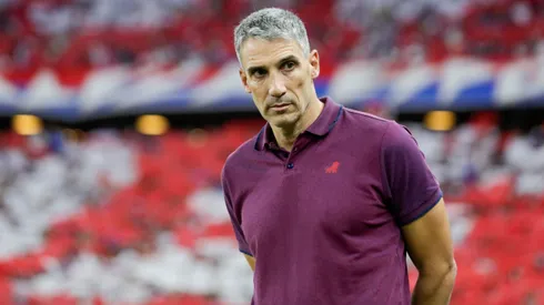 Vojvoda, técnico do Fortaleza, durante partida contra o Corinthians pela Copa Sul-Americana de 2024.