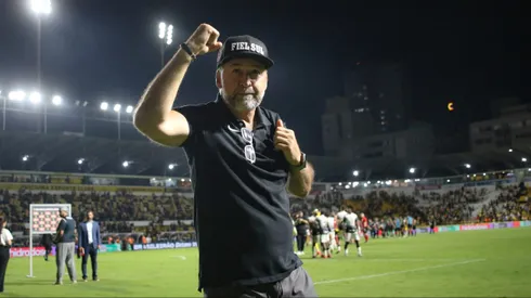 Augusto Melo, presidente do Corinthians, comemora vitória contra o Criciúma, pelo Brasileirão Betano.