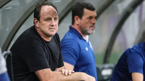 Rogerio Ceni, técnico do Bahia, durante partida contra o Cruzeiro (Foto: Gilson Lobo/AGIF)