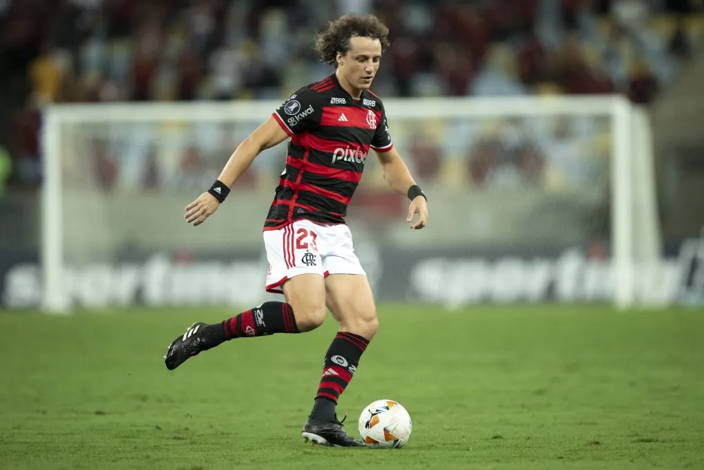 David Luiz, ex-Flamengo, é o grande alvo para a defesa do Fortaleza. Foto: Jorge Rodrigues/AGIF