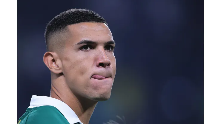 Naves durante confronto contra o Bragantino no Brasileirão de 2024.