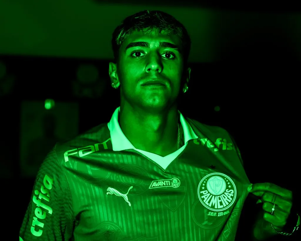 Apresentação do atacante Facundo Torres, na Academia de Futebol do Palmeiras, em São Paulo-SP. (Foto: Fabio Menotti/Palmeiras/by Canon)