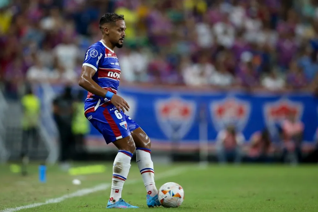 Bruno Pacheco jogador do Fortaleza durante partida contra o Boca Juniors pela Copa Sul-Americana 2024 no estadio Arena Castelao em Fortaleza (CE), nesta quinta-feira (25). Foto: Marlon Costa/AGIF