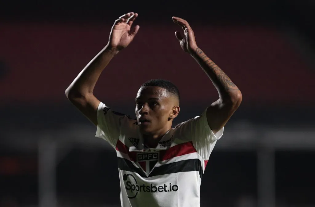 Foto: Rubens Chiri / saopaulofc.net – Caio Matheus durante confronto contra o Ayacucho na Sul-Americana 2021.