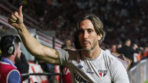 Zubeldía durante confronto contra o Internacional no Brasileirão 2024.